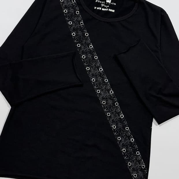 If six was nine 요 롱슬리브 진짜 너무 원합니다..