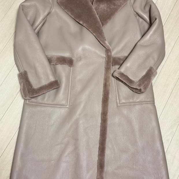 Paul&alice 무스탕코트