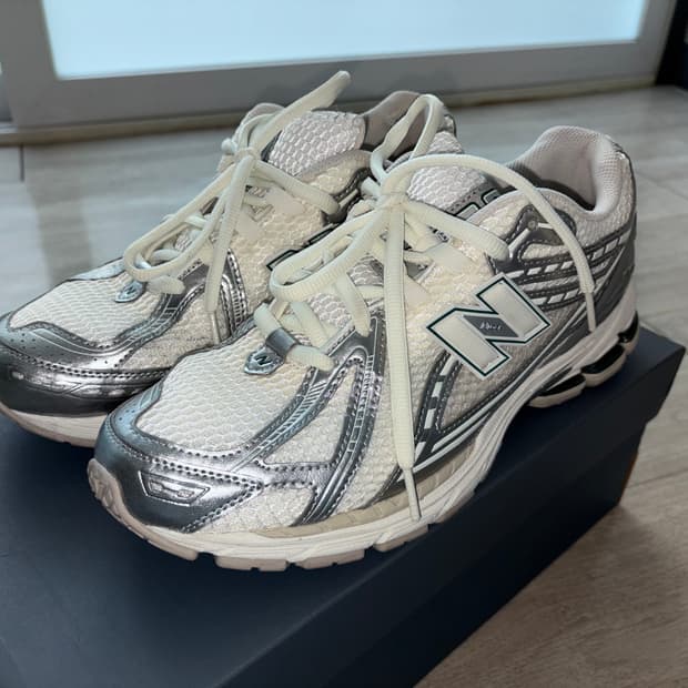 뉴발란스 1906r 290 메탈릭 씨 솔트