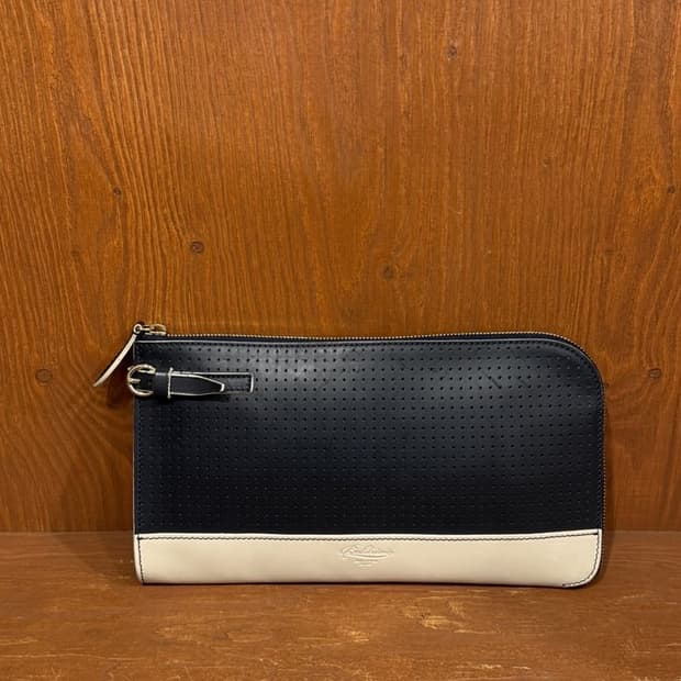 볼드리니셀레리아 클러치백