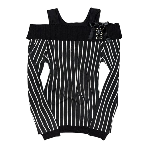 DIG DEEP 디그딥 오프숄더 스트라이프 긴팔 니트 원피스 갸루