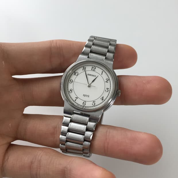 90s seiko spirit arabic quartz
