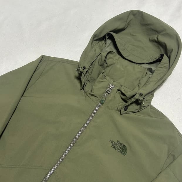 M 노스페이스 카키 후드 바람막이