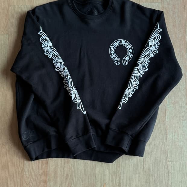 크롬하츠 홀스슈 플로랄 맨투맨 M (인보이스O)