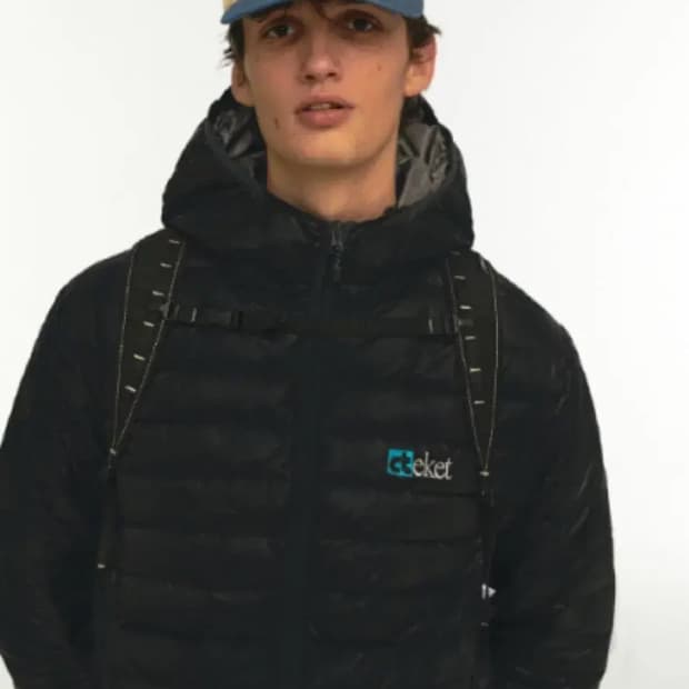 테켓 경량패딩 블랙 L 팝니다