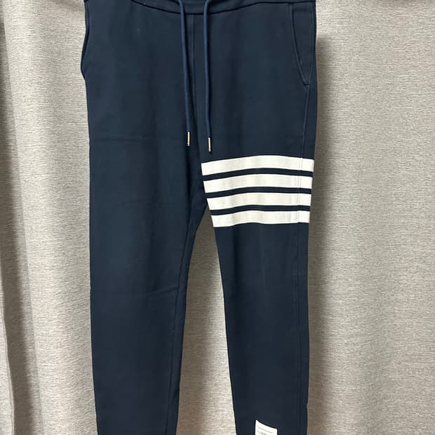 톰브라운 4선 트레이닝 팬츠 네이비 (2)