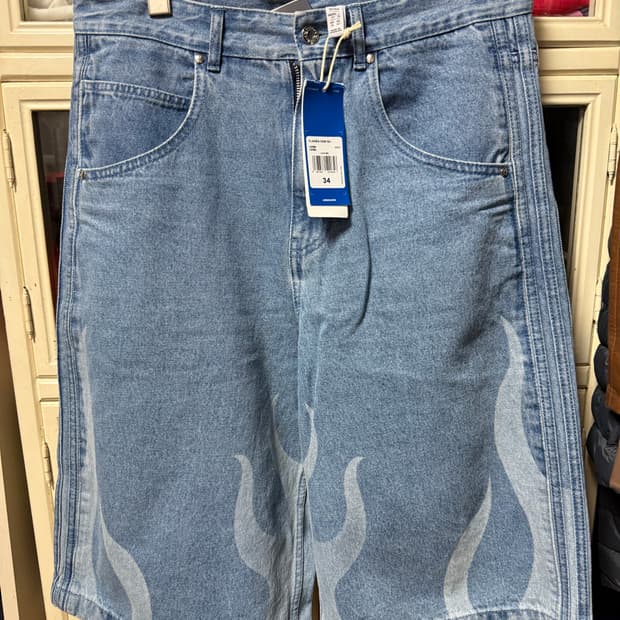 아디다스 플레임 데님 쇼츠 블루 - KR 사이즈 34(32정도)