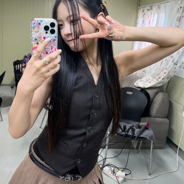 와이프로젝트 하트 레더 벨트 (뉴진스 하니 착용)