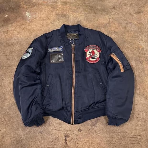 (105) TED COMPANY Red Devil Patch up Ma-