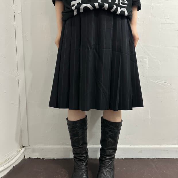 pleats midi skirt