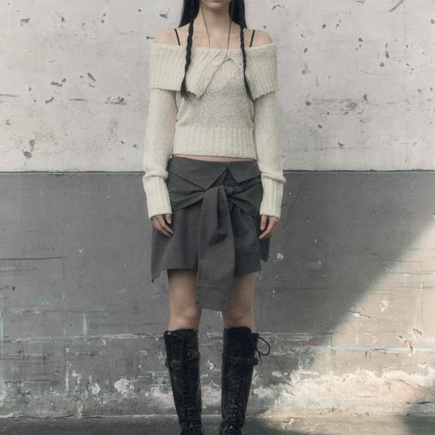 *해외출국으로 판매중단예정* 보헤미안서울 오프숄더 니트 아이보리