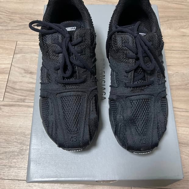 발렌시아가 팬텀 43 급처