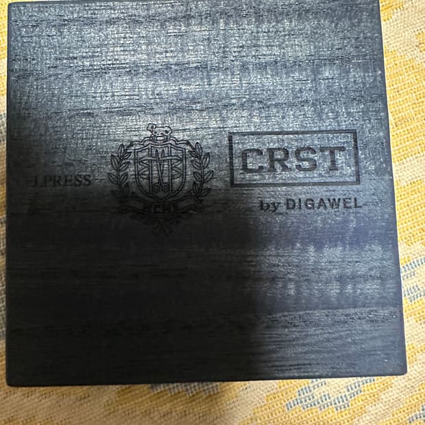 DIGAWEL x J.PRESS CRST White Shell 목걸이