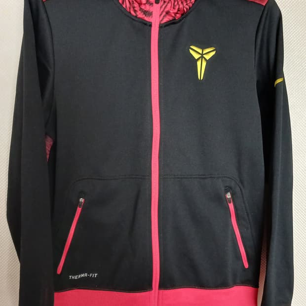 나이키 코비 존 마스터 히어로 후디 S 95