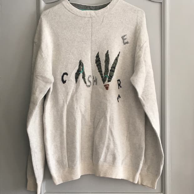 더캐시미어 니트 90사이즈