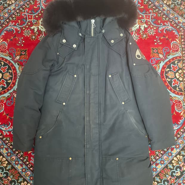 무스너클 남성 패딩