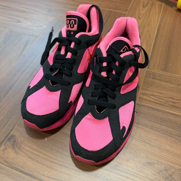 나이키 x 꼼데가르송 옴므 플러스 에어맥스 180 핑크 