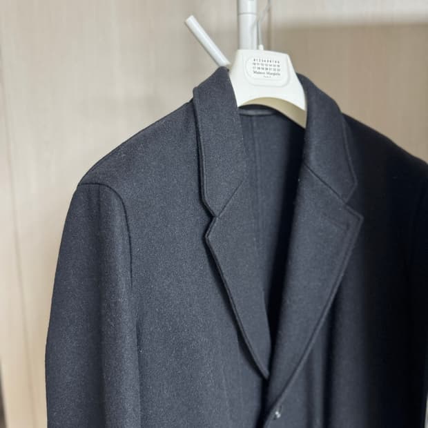 르메르 디컨스트럭티드 코트