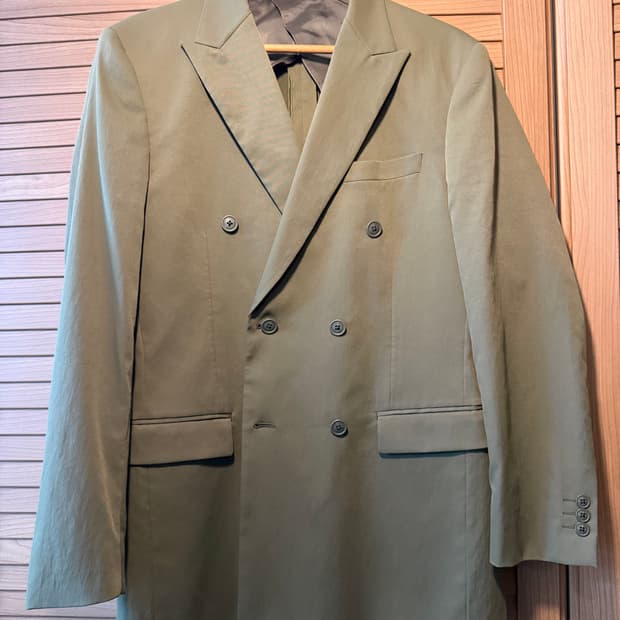 미스터젠틀맨 더블 카키 블레이저