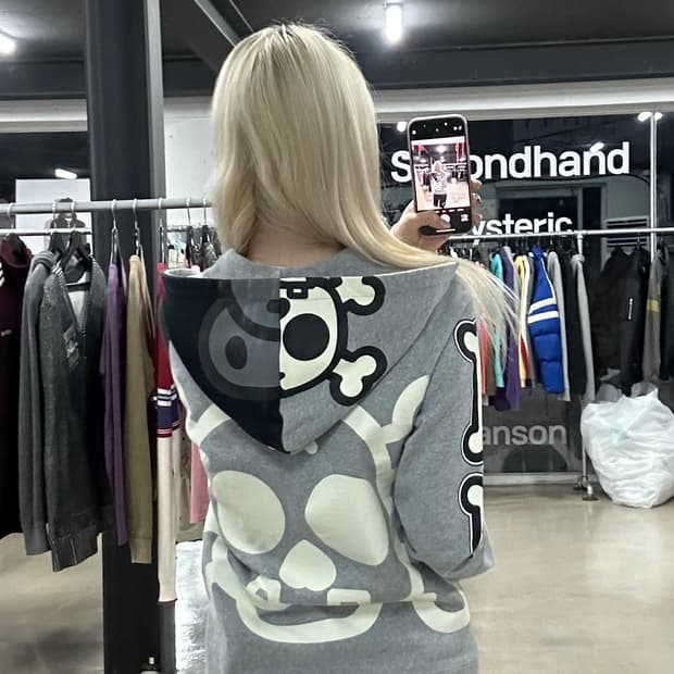 베이프 마일로 스컬 후드 집업