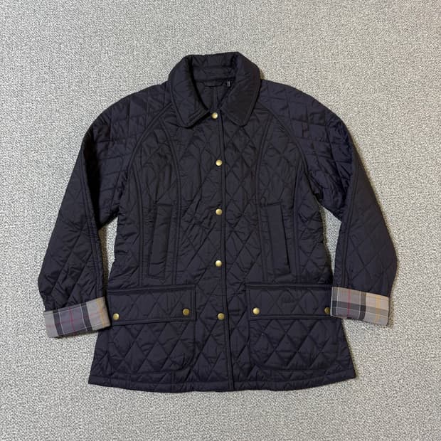 [정가 33만원] 바버 비드넬 퀄팅 자켓 여성용 UK12