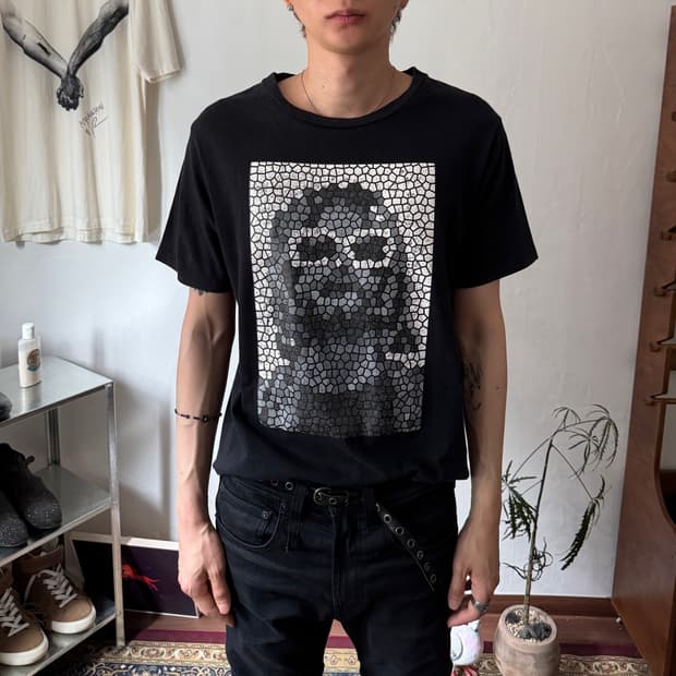 넘버나인 커트코베인 모자이크 포토 티셔츠