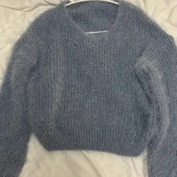 소라 앙고라 니트