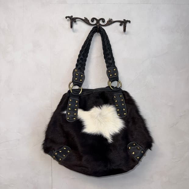 Black & white real fur western stud 숄더백