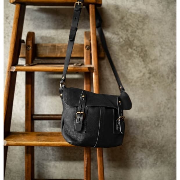 블루드쇼프 루이스 사첼백 누아르 블랙