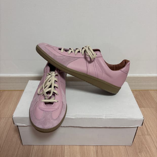 새상품) 275 (43) 리프로덕션오브파운드 독일군 스니커즈 핑크