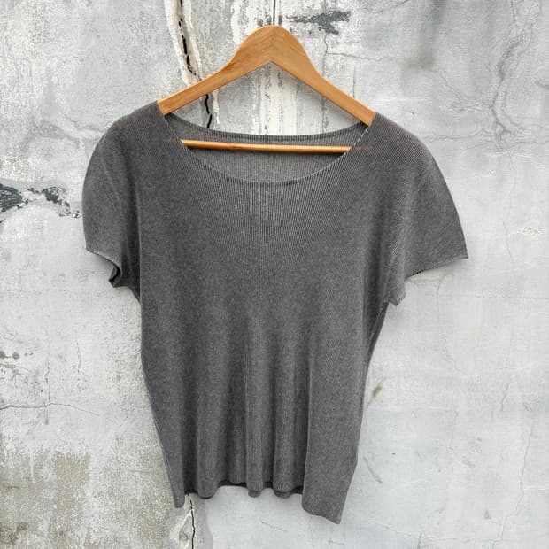 Pleats Please 이세이미야케 플리츠플리즈 반팔 티셔츠