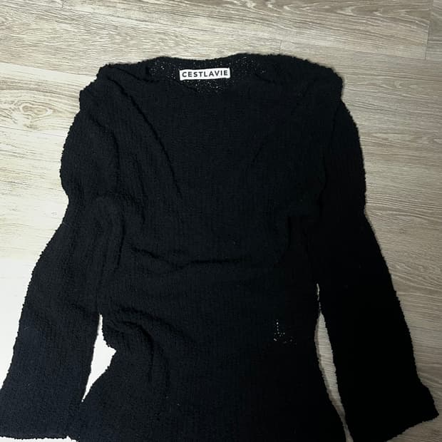 세라비 cestlavie 니트 롱슬리브 블랙