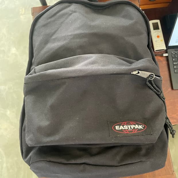 이스트팩 백팩 블랙