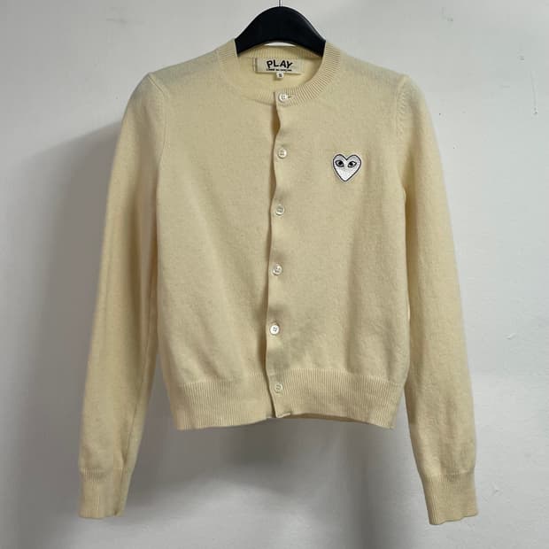 꼼데가르송 우먼스 와펜 울 가디건 (on.497)