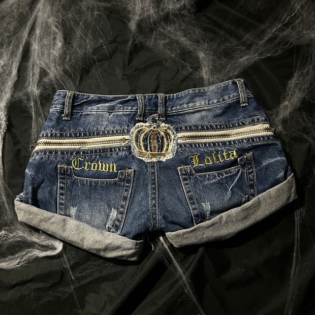 crown detailed denim shorts