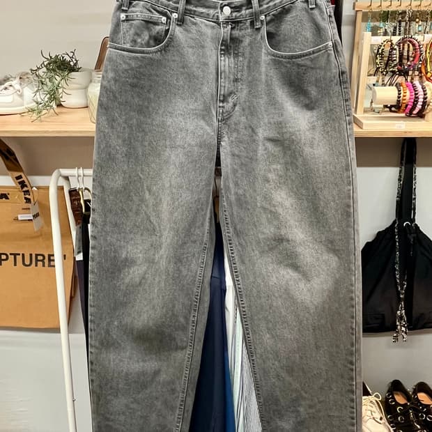 [34~35] 디스이즈네버댓 릴렉스핏 그레이 데님진 L