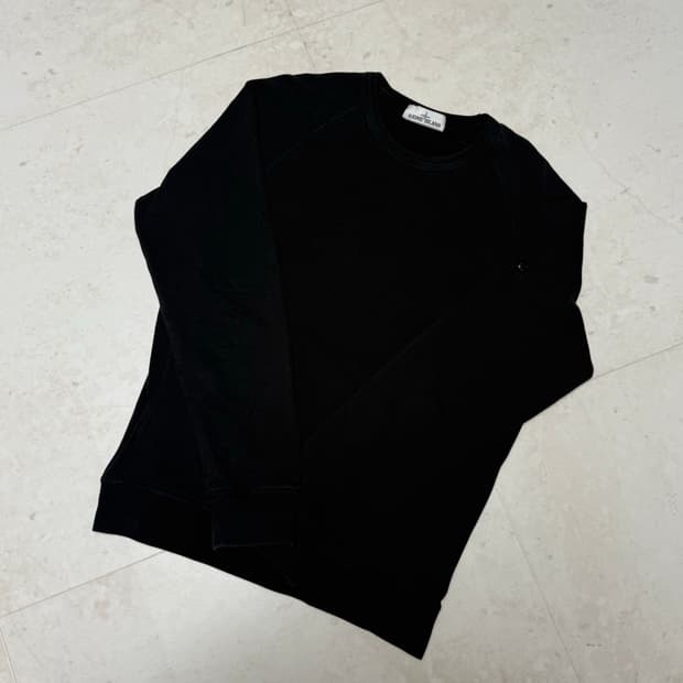 스톤아일랜드 맨투맨