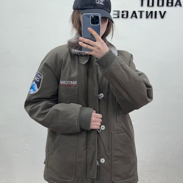 로맨틱크라운 쉐르파 점퍼