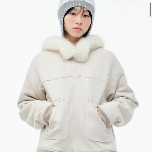 새상품 뚜오미오 후드 퍼 점퍼 패딩 자켓 HOODED FUR JUMPER