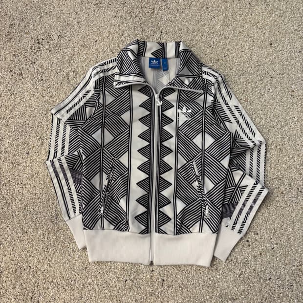 아디다스 져지 ⭐️1101