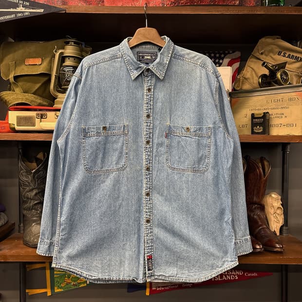 90s 리바이스 워크클로젯 브론즈버튼 투포켓 워싱 데님셔츠N323