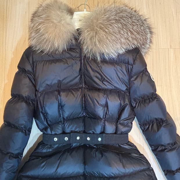 몽클레어 보에드 폭스퍼 패딩 사이즈 2