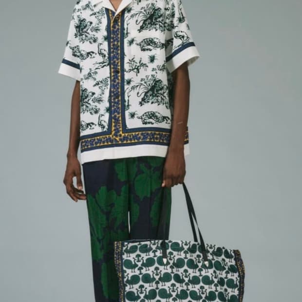 22ss 토가 비릴리스 오픈카라 셔츠 화이트