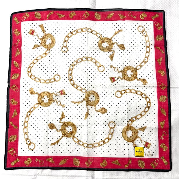 펜디 팬디 코튼 그래픽 프린팅 쁘띠 스카프 손수건 정품 새상품