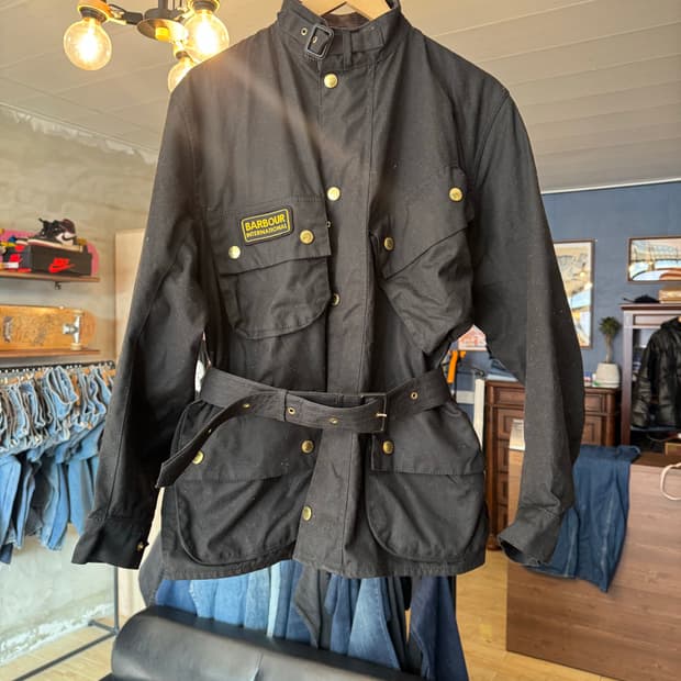 바버 인터네셔널 자켓 38