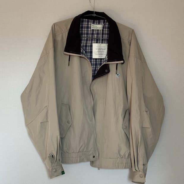 노컨텐츠 자켓 베이지