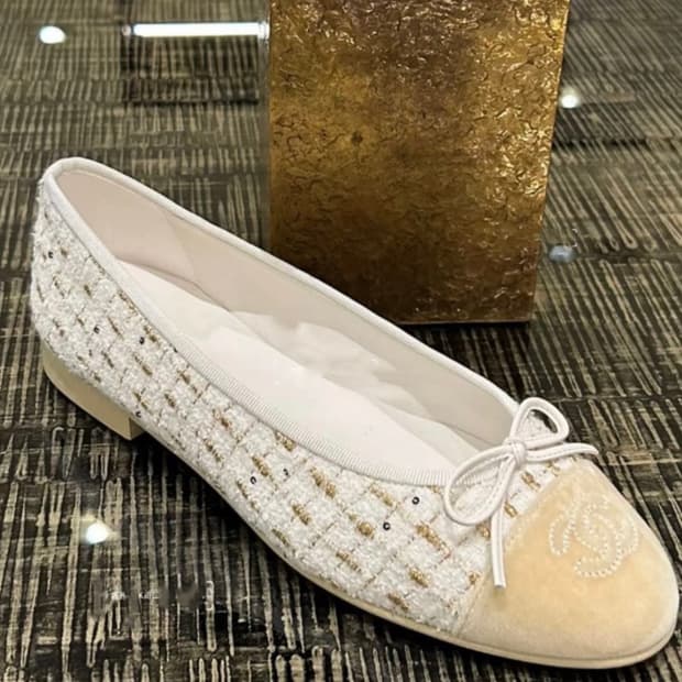 샤넬 트위드 발레리노 화이트 슈즈 37 새상품