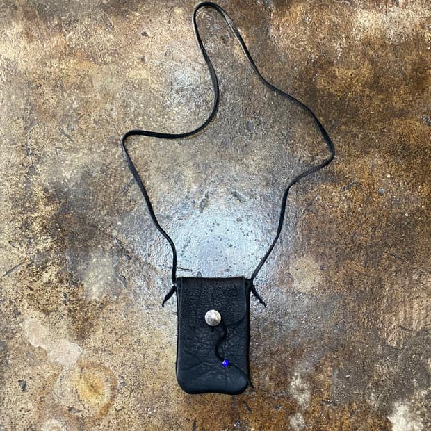 사슴 가죽 미니 크로스백 