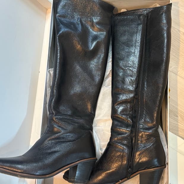 마뗑킴 Martin kim cow skin long boots