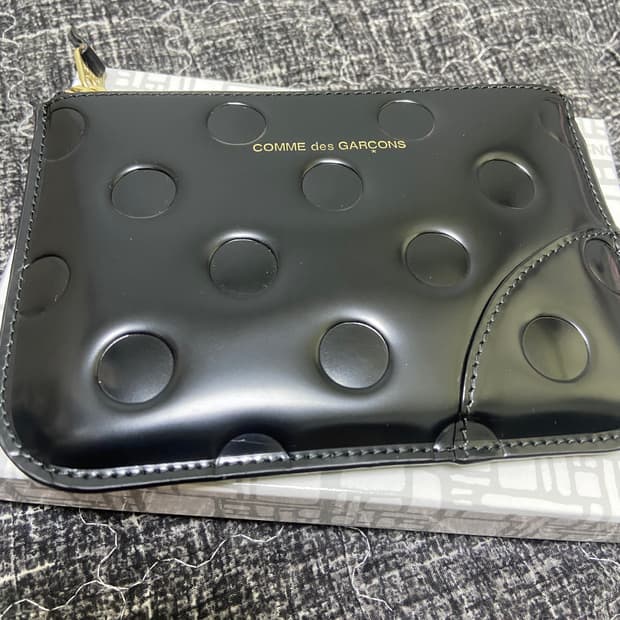 꼼데가르송 도트 지갑 파우치